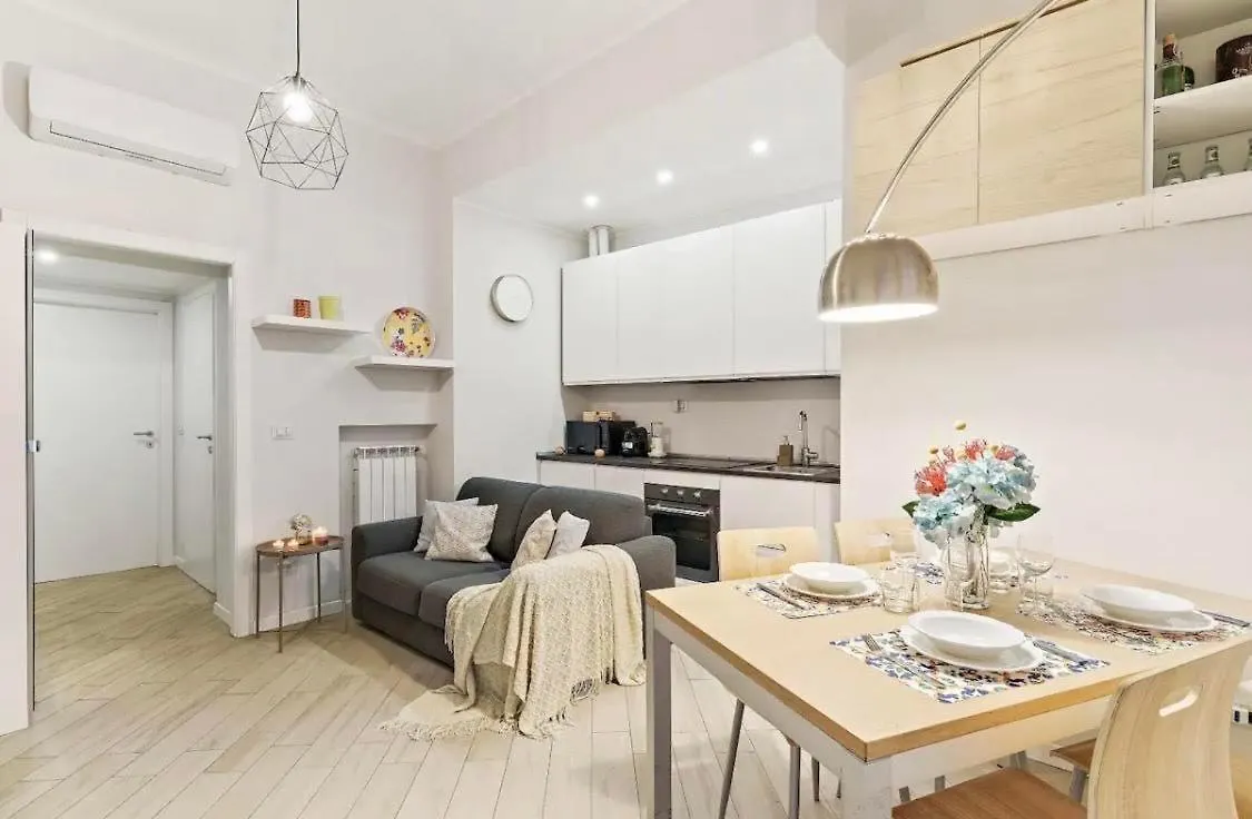 Corso Buenos Aires-Citta StudiAppartamento Nuovo Con Wifi Milano 0*,  Italia